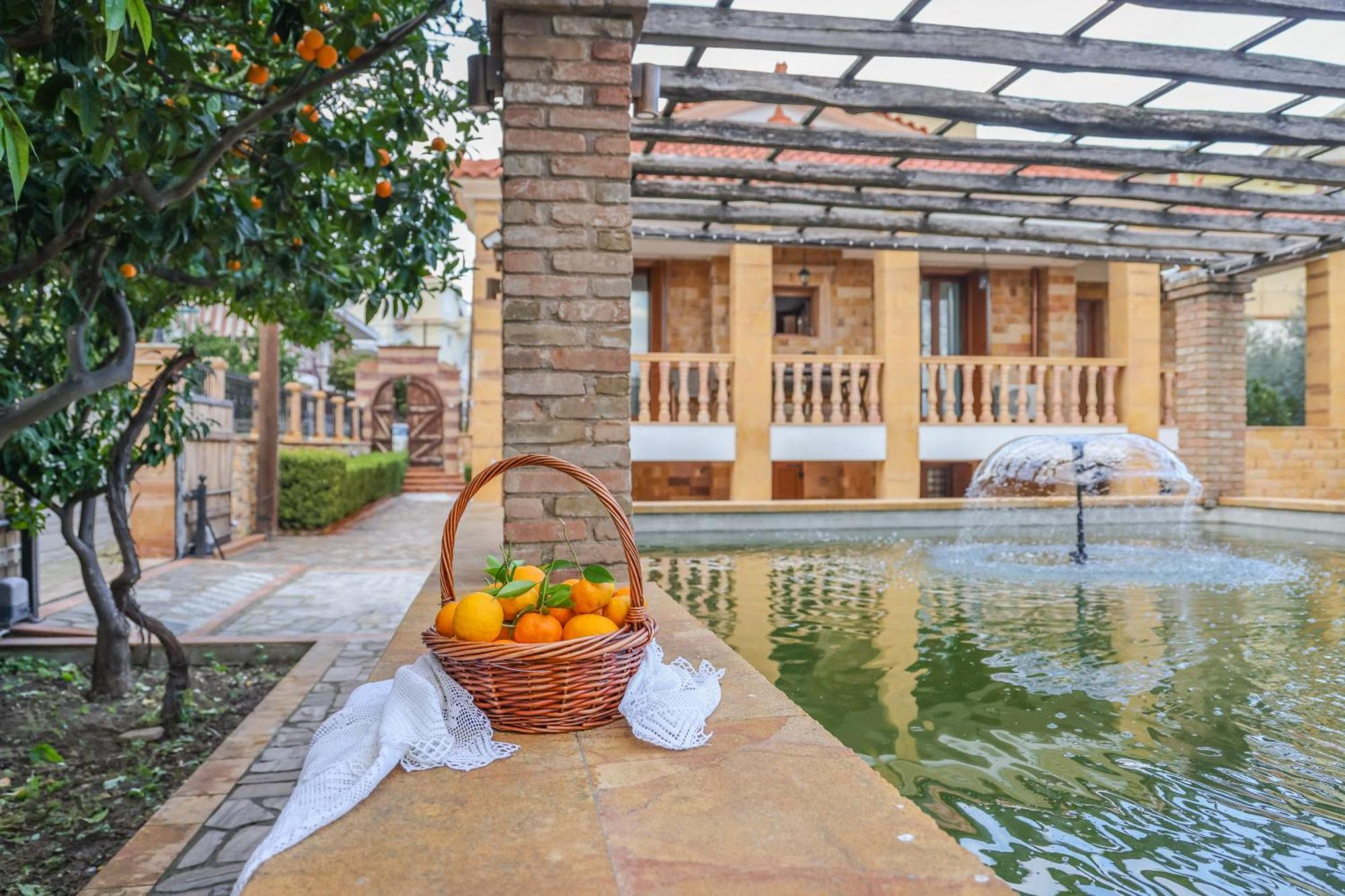 Archontiko Frideriki Luxury Apartments Chios Town Exterior photo